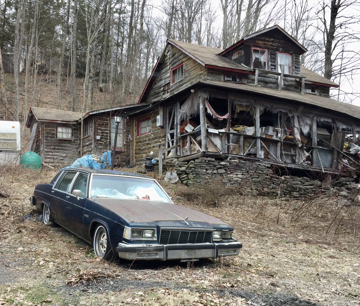 Lots of swanky homes in the Catskills, but plenty of derelict/abandoned properties too. This one caught my eye while researching Birdeye @saltpublishing