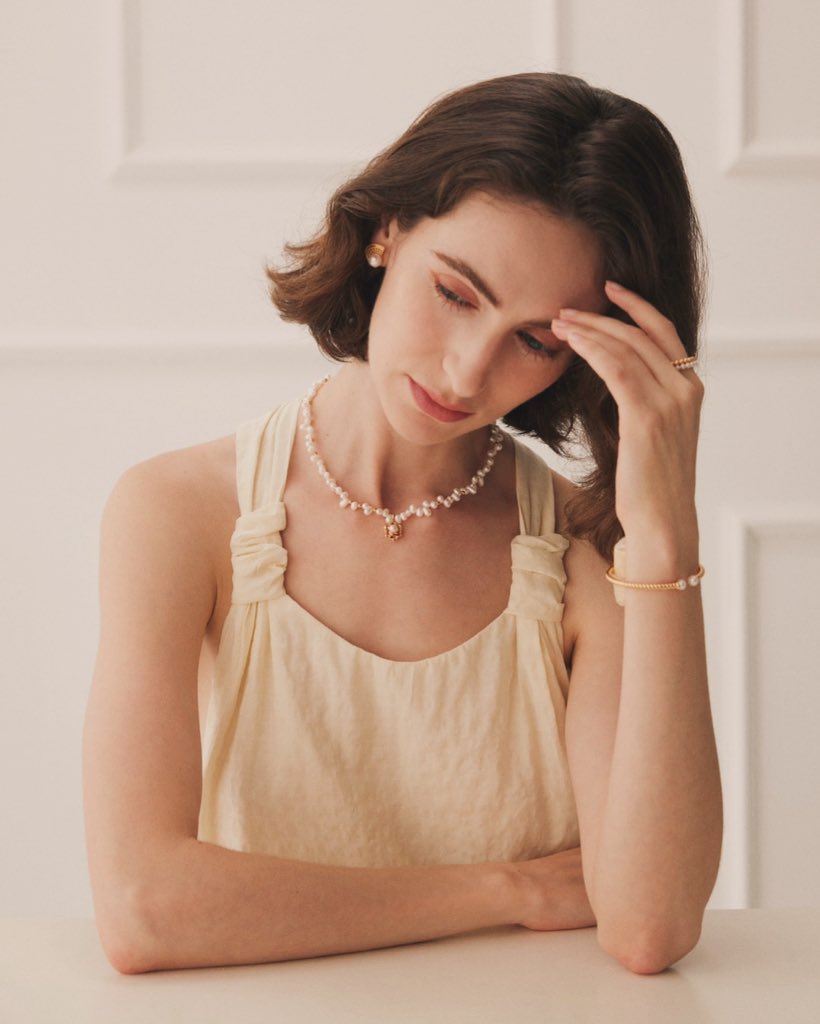 Our collection is designed with your daily routine in mind, elevate your everyday look effortlessly without ever feeling overwhelmed. #jewelrylover