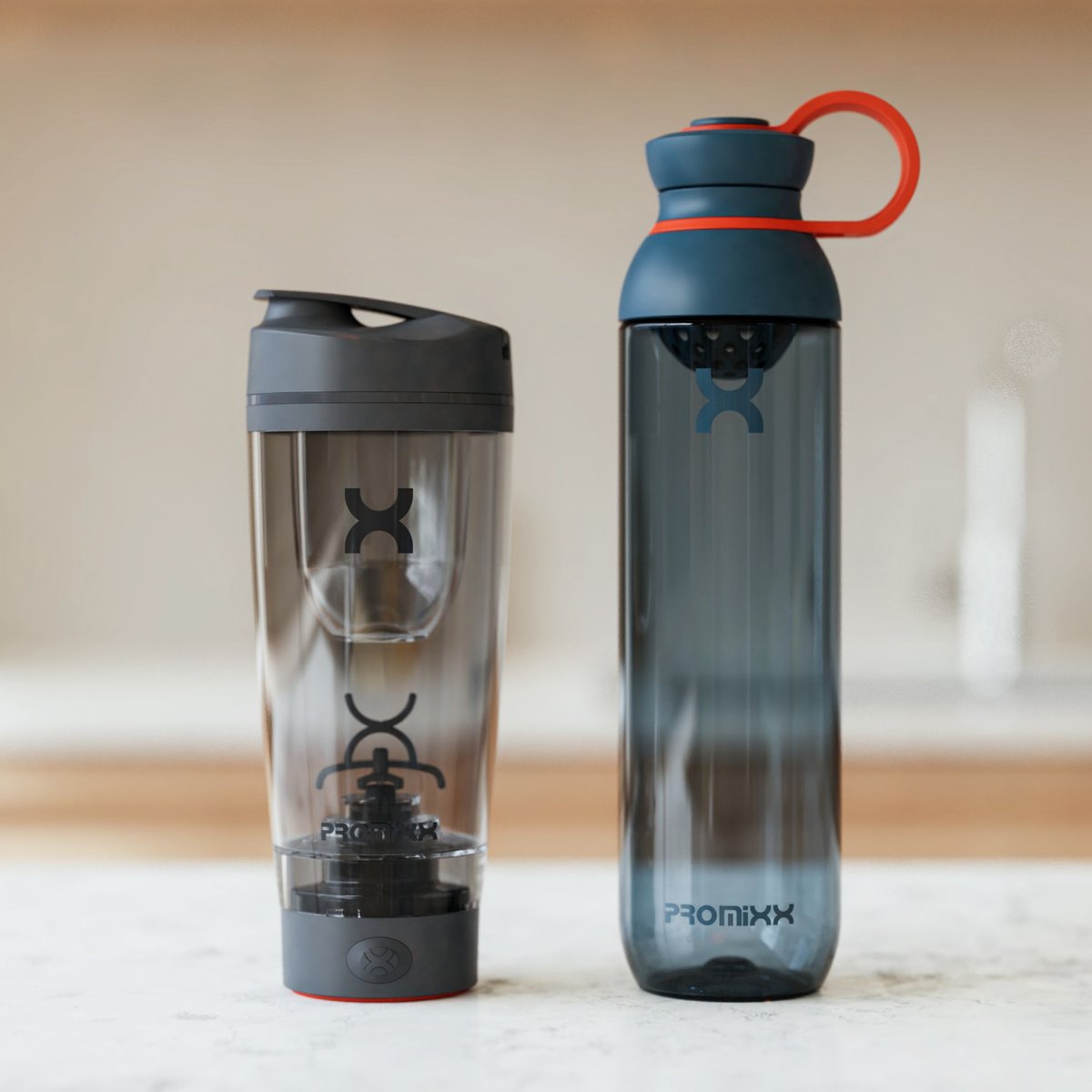 promixx's tweet image. Whether you&apos;re pumping iron or upping your step count, we have a stylish solution for you. PRO for when your body needs that extra level of recovery and FORM to stay hydrated all day.

#fitnessfashion #workoutessentials