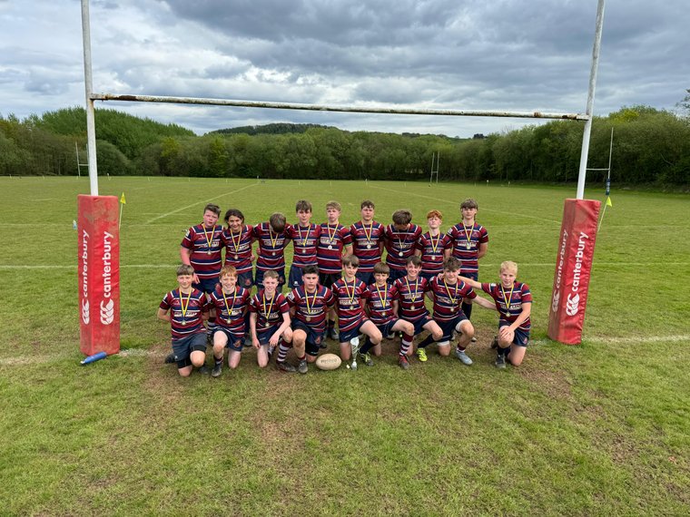 U14 End of Season Tour to Cheltenham A great weekend of Rugby & a silverware to add to their collection Well done lads! southwellrfc.com/news/u14-tour-…