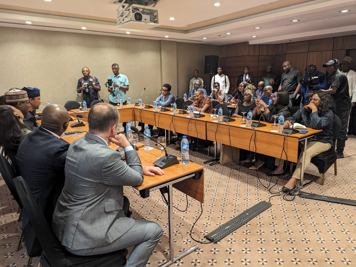 The launch of the 'Role of Mobile Technology in driving the Digital Economy in Nigeria' report was followed by a media roundtable with CEOs and representatives of @GSMA @MTNNG @AirtelNigeria @GlobacomNigeria @9mobileng. Find out more through the press release: