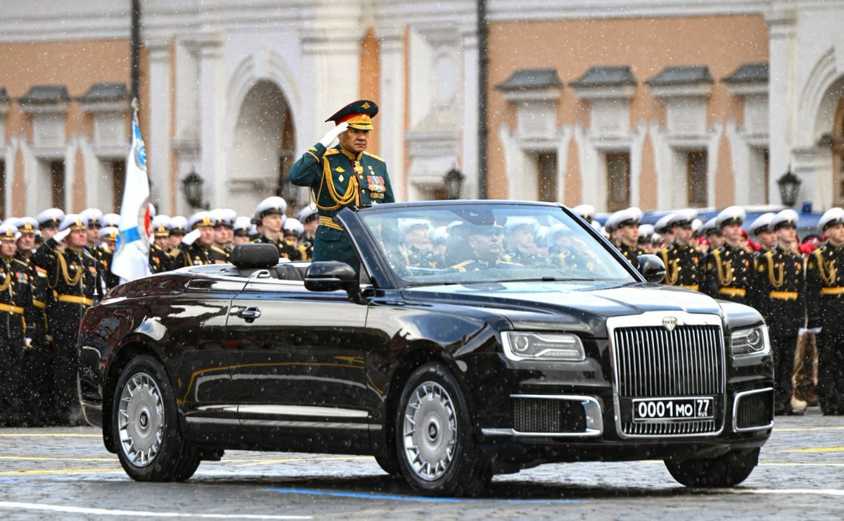 mfa_russia's tweet photo. 🇷🇺 President #Putin attended #VictoryParade to mark the 79th Anniversary of #Victory in the #GreatPatrioticWar.

Leaders of 🇧🇾 Belarus, 🇰🇿 Kazakhstan, 🇰🇬 Kyrgyzstan, 🇹🇯 Tajikistan, 🇹🇲 Turkmenistan, 🇺🇿 Uzbekistan, 🇨🇺 Cuba, 🇬🇼 Guinea-Bissau &amp; 🇱🇦 Laos were also present at the event. https://t.co/f47TtXVYbv