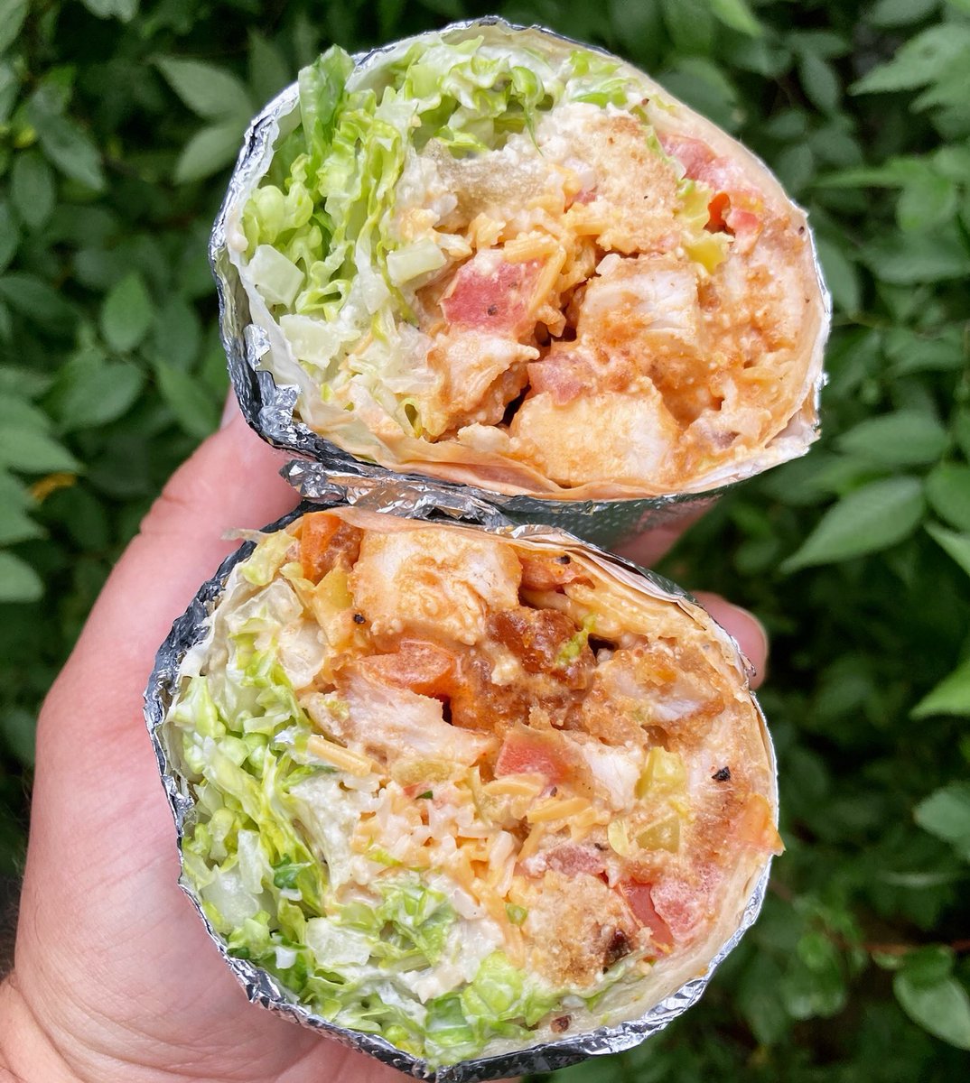 East Memphis, we’ll be at @restorationmem (5340 Quince Rd, Memphis, TN 38119) 11:00-1:00 today. Get today’s special, the Buffalo Chicken Caesar Wrap!

#Choose901 #ILoveMemphis