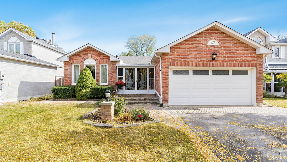 HOME FOR SALE - Elegant Bungalow Offering In-Law Suite Potential and Exquisite Craftsmanship - 27 Barre Drive, Barrie #FarisTeam #NewListing #RealEstate #ForSale #HomeForSale #SimcoeCounty #Barrie #Family #Backyard #InLawSuite 

faristeam.ca/listings/27-ba…
