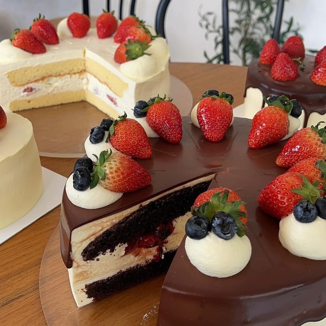 strawberry cakes 🍓