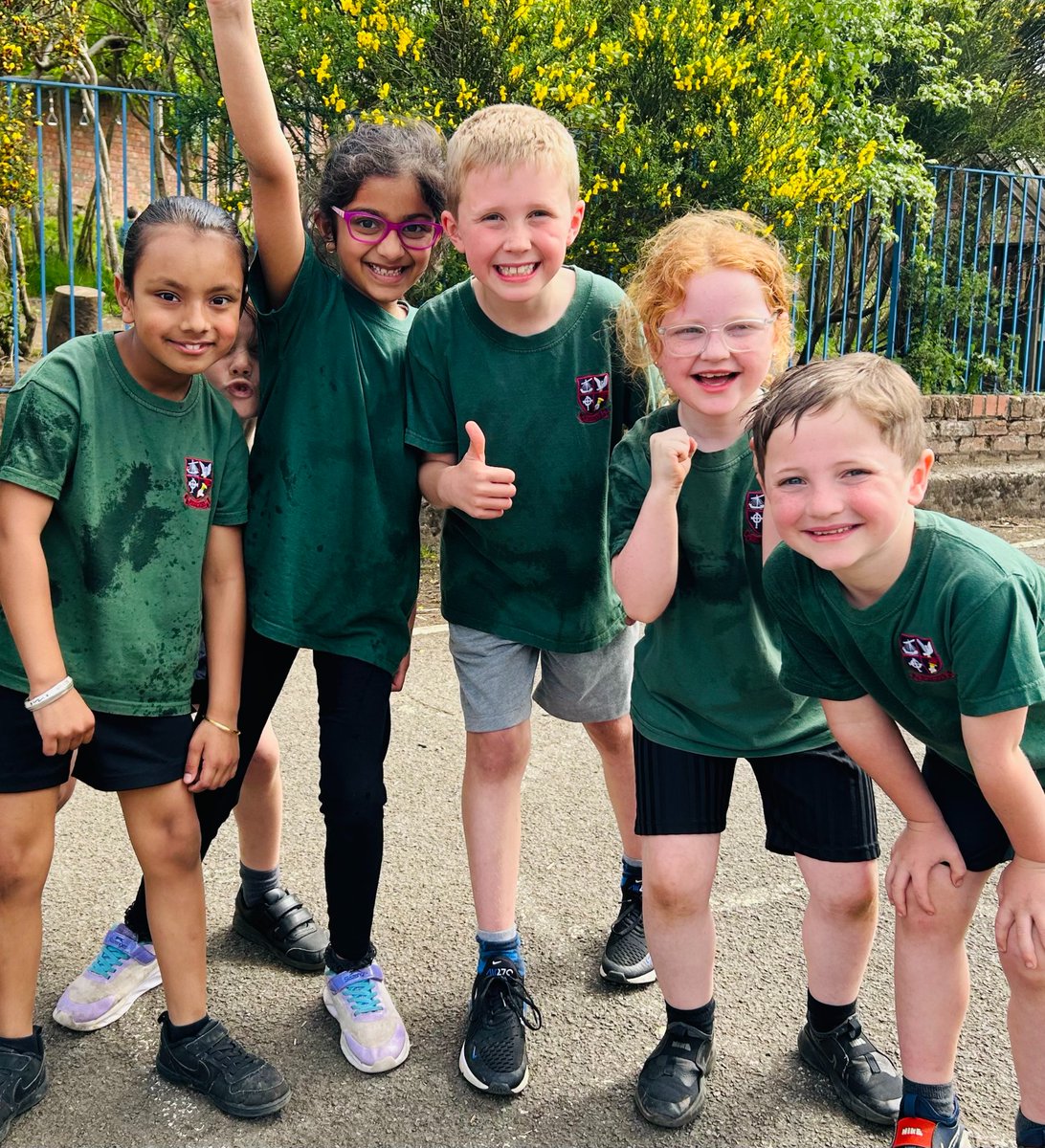 Giffnock PS tweet media