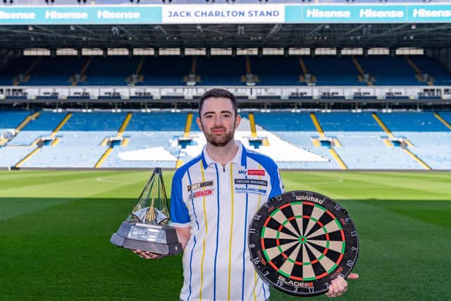 Massively looking forward to tonight in Leeds for the @BetMGMUK Premier League Night 15! Hoping the crowd can inspire me to a weekly win, especially with the shirt choice too! All Luke aren't we?! 💙💛🤍 @ModusDarts180 @reddragondarts @cygroup2 @TaylorMaxwellCo Radamec