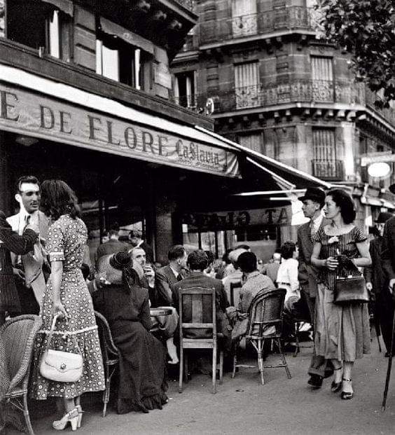 Robert Doisneau. Café de Flore, Saint-Germain-des-Prés 1949. Paris