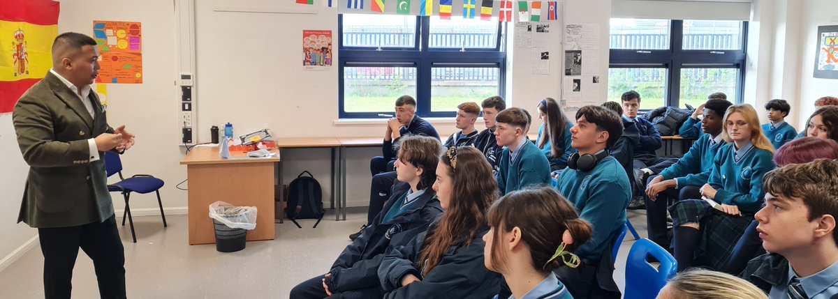 Well done to Lionel Kristensen from @Microsoftirl for delivering his inspirational story to students of @GriffeenCC. Lionel spoke of his career and educational paths – motivating students to see themselves in similar careers paths. #inspiringyoungminds #volunteerappreciation