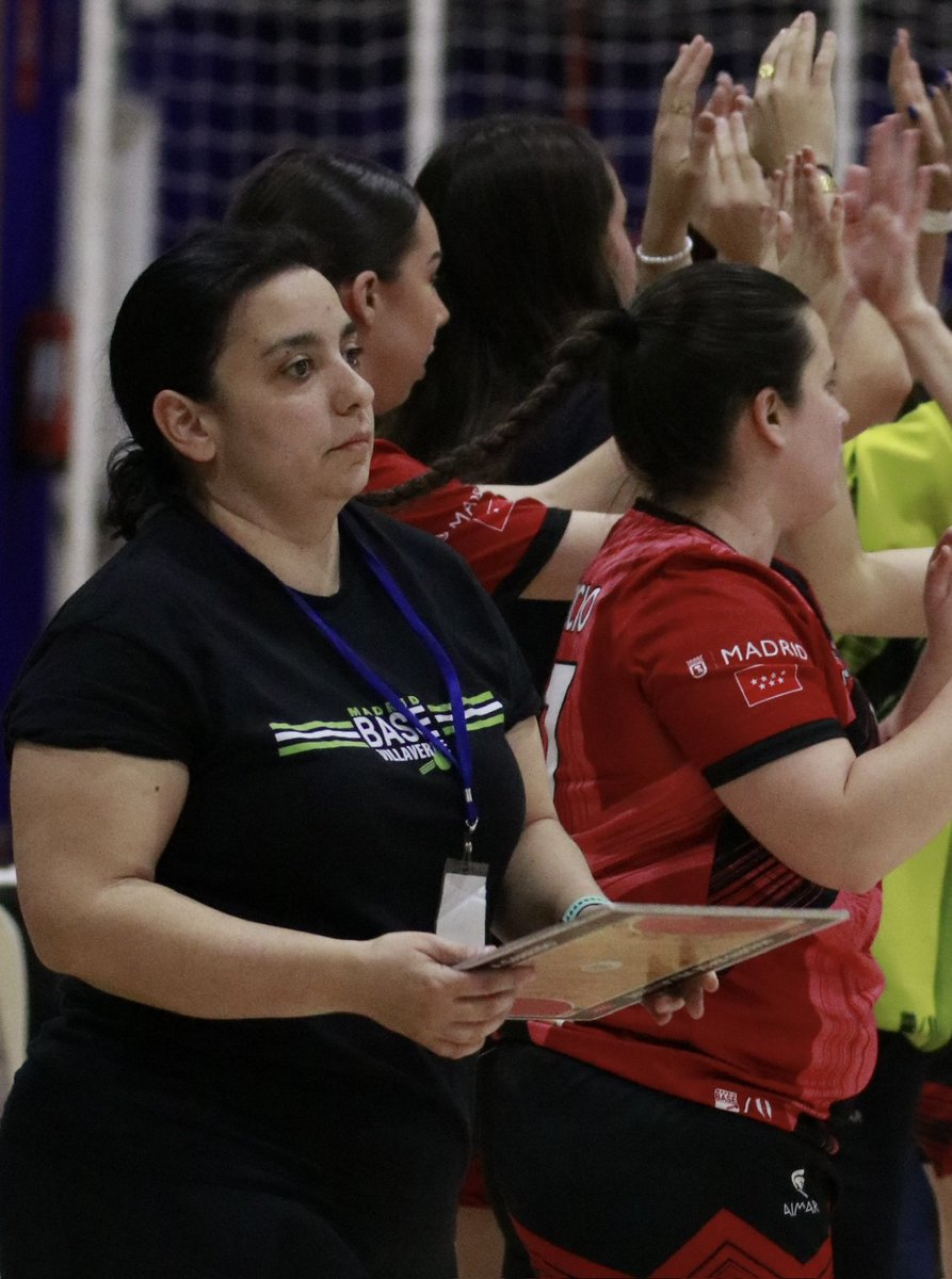 Por fin podemos comunicar que <a href="/Blanseis/">Blanca Garrido</a> tras un inesperado pequeño-gran contratiempo despierta y se recupera de forma muy favorable. Nos has tenido con el corazón en un puño. Todo el balonmano y la familia del Madrid <a href="/base_villaverde/">Madrid Base Villaverde</a> y celebran estas buenísimas noticias. FUERZA.