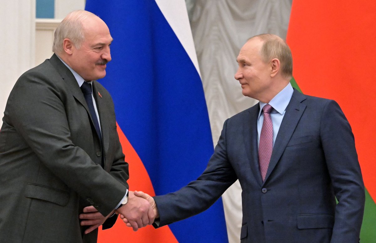 ❗️ #Belarus will join #Russia in the second stage of exercises to practice the use of non-strategic #nuclearWeapons, Vladimir #Putin said.    

#Sputnik #Breaking 
“This time they are held in three stages. At the second stage, our Belarusian colleagues will join our combined