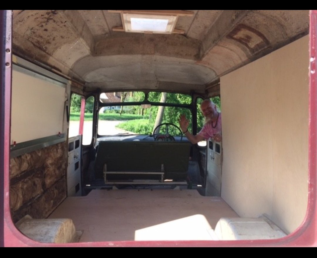 On This Day 2018...

Restoring a Bedford Debonair vintage beauty, for Racheal of 'Proper Coffee'. ❤️❤️❤️

  #debonair #bedford  #vintagecamper