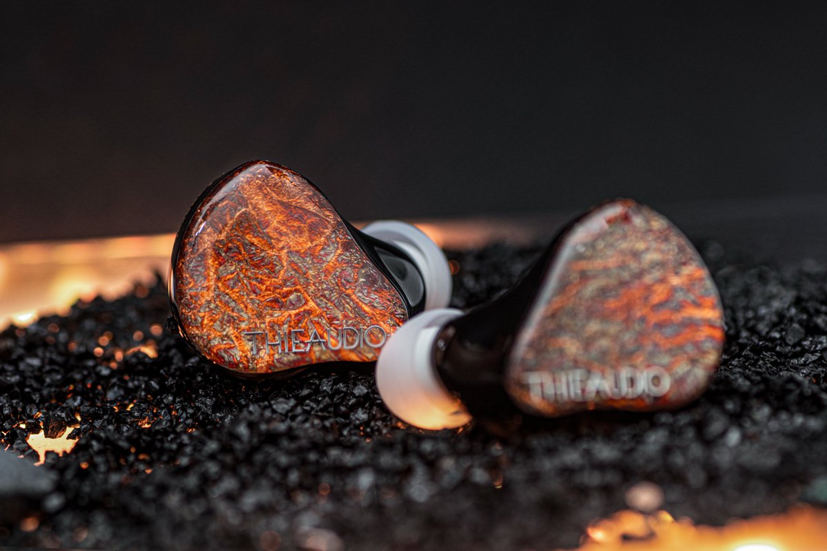 thieaudio's tweet photo. #MonarchMKII looks so unreal🙈🧜♀️
#THIEAUDIO #ThieaudioMonarchMKII #music #iems #audio #audiophile https://t.co/YtpVzuyaog