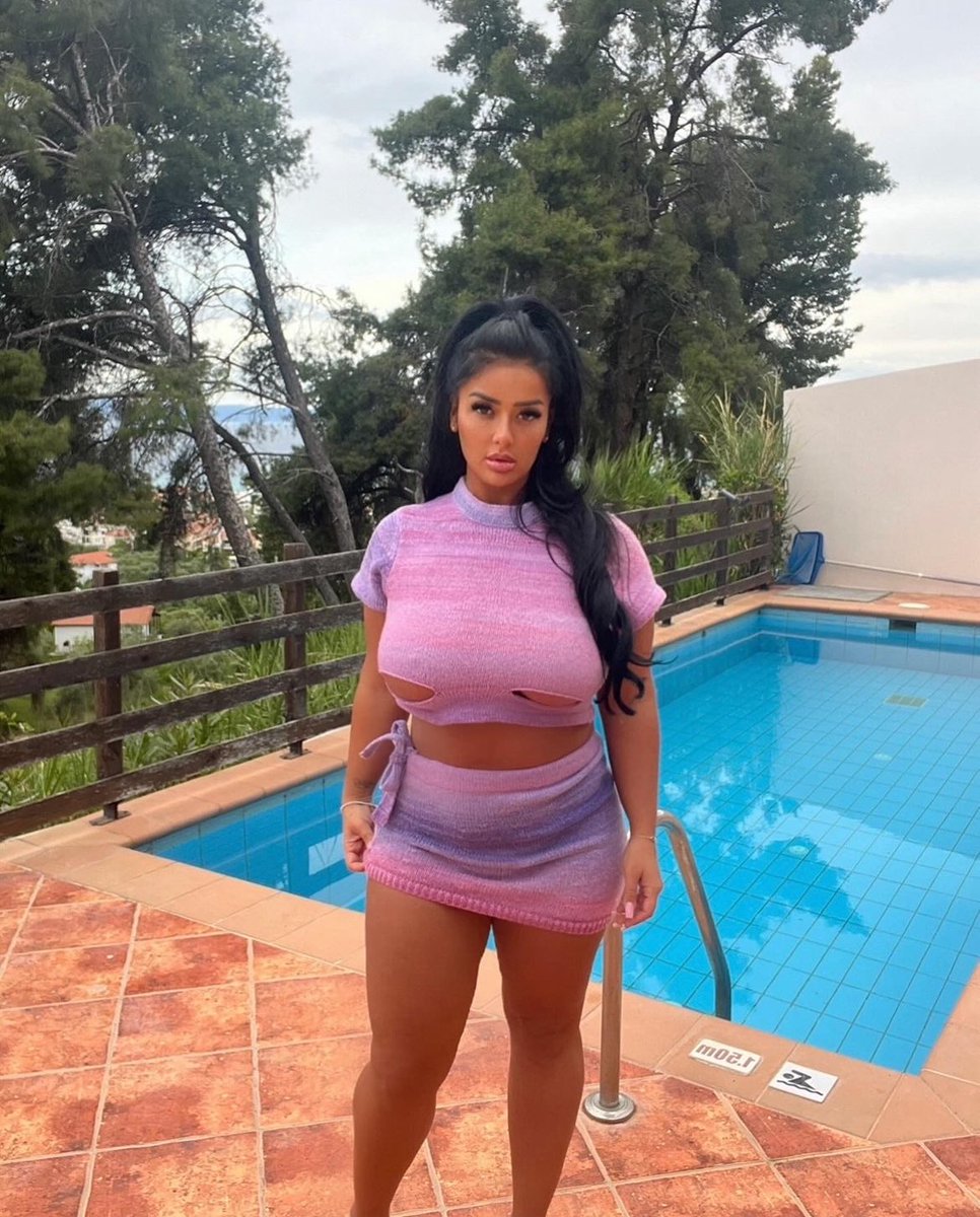 All my new Exclusive Content over 👉🏼💙

onlyfans.com/laurenchristina