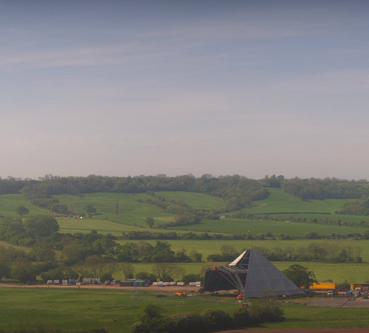 Worthy Farm right now. The Pyramid Stage dressing, the ribbon tower scaffold, preparations for Glastonbury-On-Sea and the sun is shining ☀️ Only 48 little days to go 😎 🍺 #Glastonbury #Glasto bbc.co.uk/events/glaston…