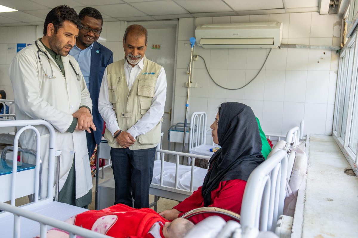 This week, I accompanied @UNICEFROSA Regional Director @S_Wijesekera to the Indira Gandhi hospital in Kabul, where @UNICEFAfg's partnership w/ @ADB_HQ & @WorldBankSAsia enabled 20M Afghans, half of whom are #children, to access lifesaving health services last year.