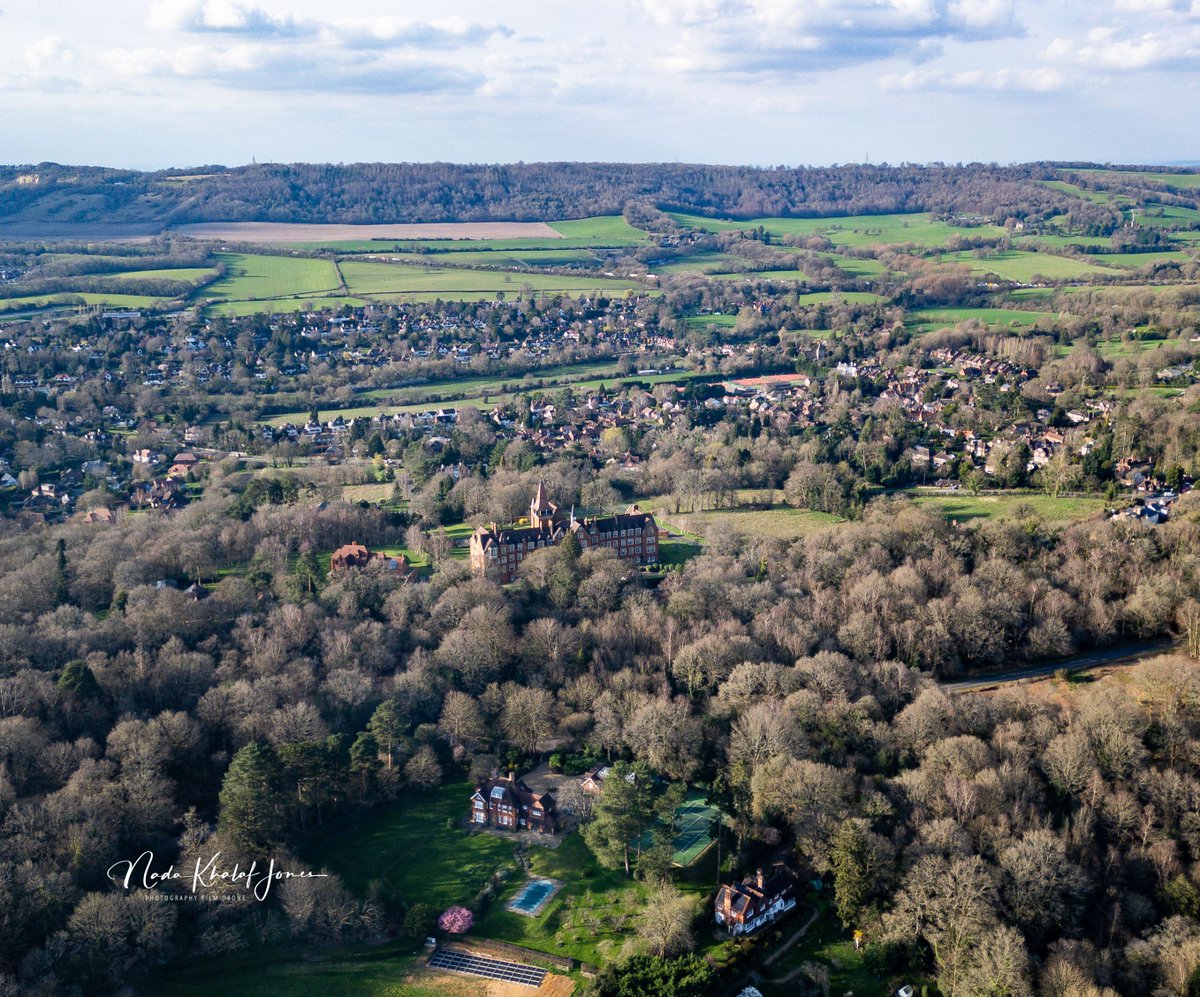 You've seen the historic collection of photos of Oxted from the air, now see some contemporary ones from our amazing local photographers. We have an incredible set of photos on the website from Darren Giles, Matt Talboys and Nada Khalaf Jones. buff.ly/44uqHTt