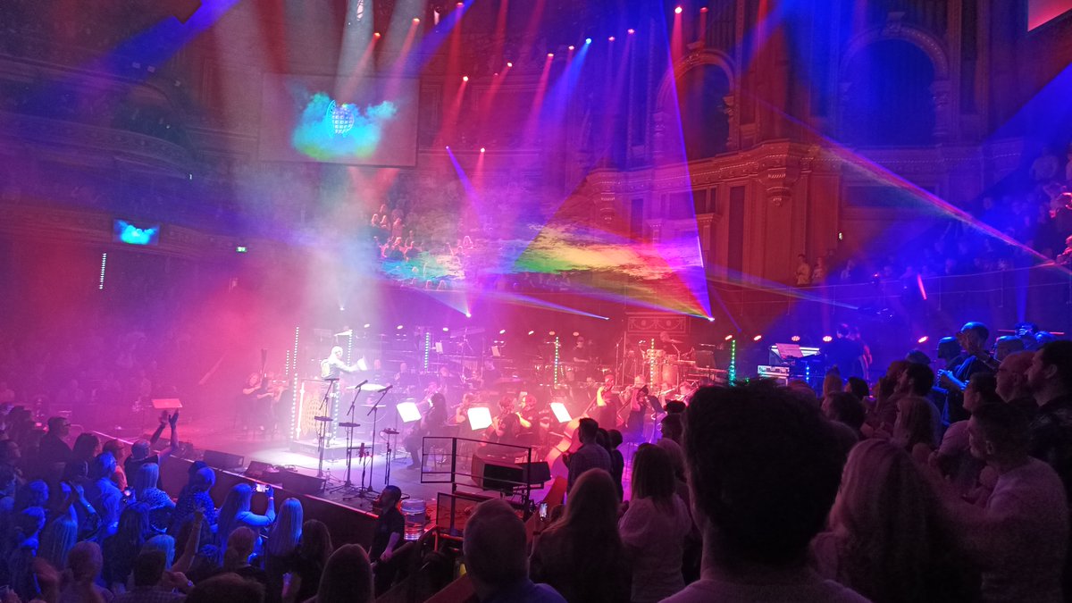 Throwback Thursday to the Home Media team enjoying an evening at the ‘Ministry of Sound’ Classical 2024 at the @RoyalAlbertHall. A fantastic night, expertly brought to life by the 50-piece London Concert Orchestra. #HomeMedia #ThrowbackThursday #MinistryOfSound #RoyalAlbertHall