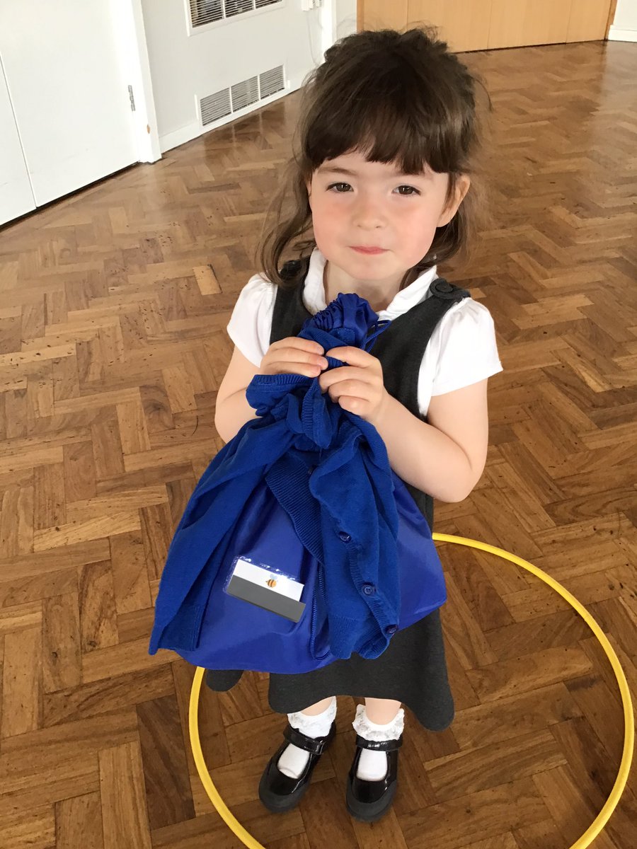 Nursery_GPS's tweet image. These two from the yellow group got themselves changed  independently for PE! 👏 #Physicaldevelopment 
#Receptionready @grimoldby_rec