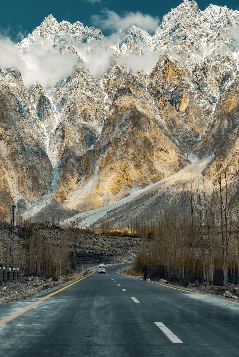 Hunza. piece of art🤍🤍