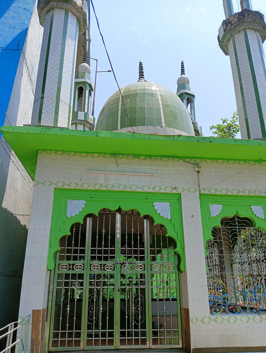 The Mazzar of Noor Bibi in Sambalpur, Odisha
------------------------------
Though I specialize in ancient history, I'm constantly drawn to delving into the stories and lore surrounding Sufi shrines.
For a century, the Noor Bibi shrine (Mazzar) situated at Pir Baba Chhak in -