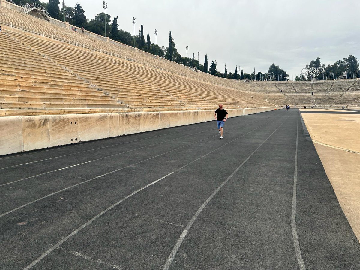 Worse places for a pre-match stroll … 😂 🇬🇷 #OLYAVL