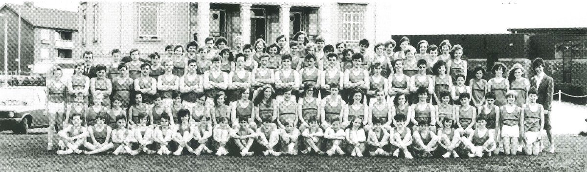 HSofG's tweet photo. π It's great seeing our pupils enjoying some summertime sports!
π The photo below shows our School Athletics Squad, but can anyone guess when this photo was taken?
π We'd love to hear your memories of athletics from your time at HSOG.
#HSOGThrowbackThursday https://t.co/XAK9Nr52hG