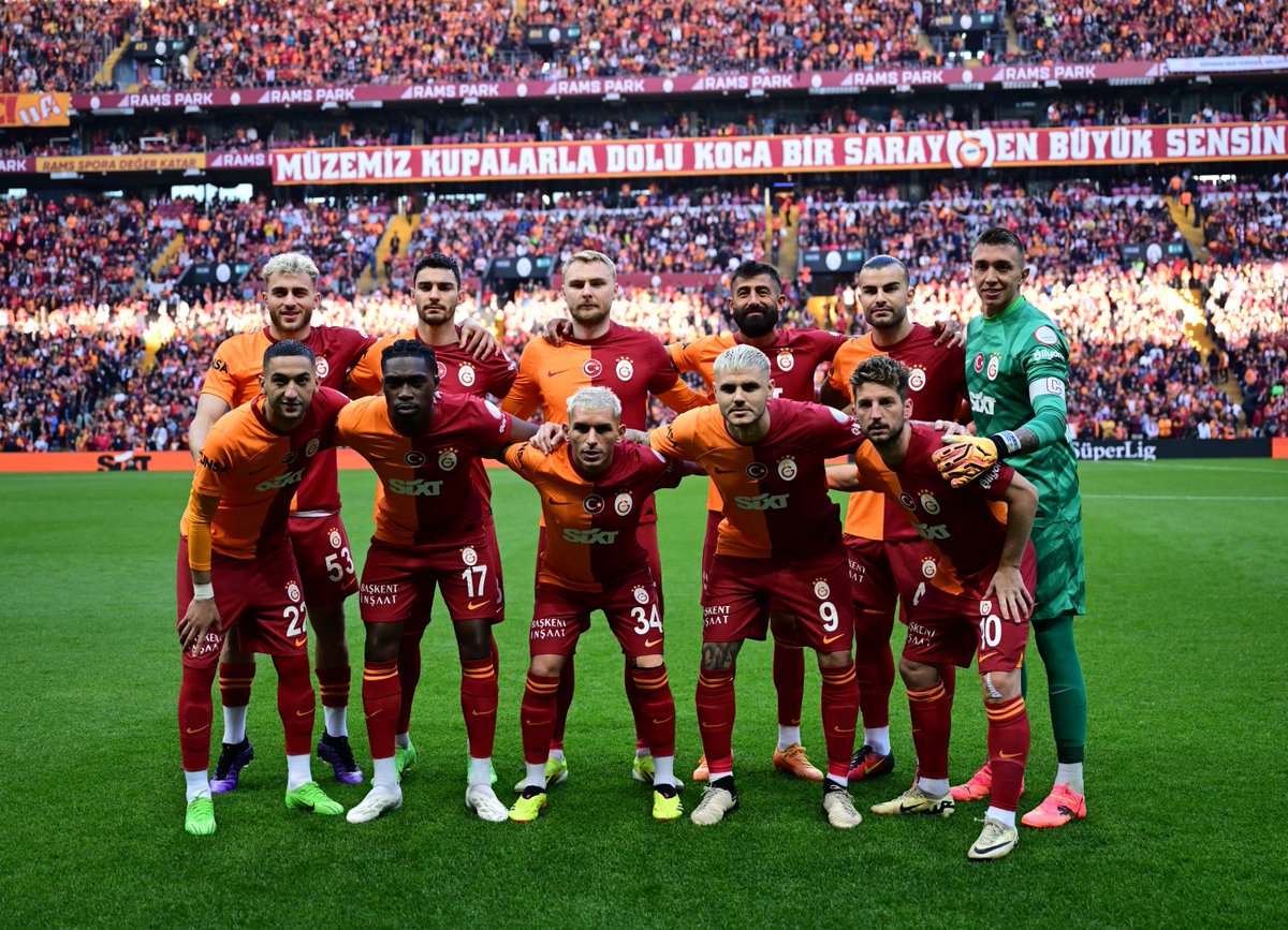 🔸Ali Turap Bülbül 🔸Baran Demiroğlu 🔸Carlos Vinicius 🔸Derrick Köhn 🔸Efe Akman 🔸Eyüp Aydın 🔸Kerem Demirbay 🔸Wilfried Zaha ✅Galatasaray'da 8 futbolcu, mutlu sona ulaşılması durumunda en üst lig düzeyinde ilk kez bu tecrübeyi yaşayacak.