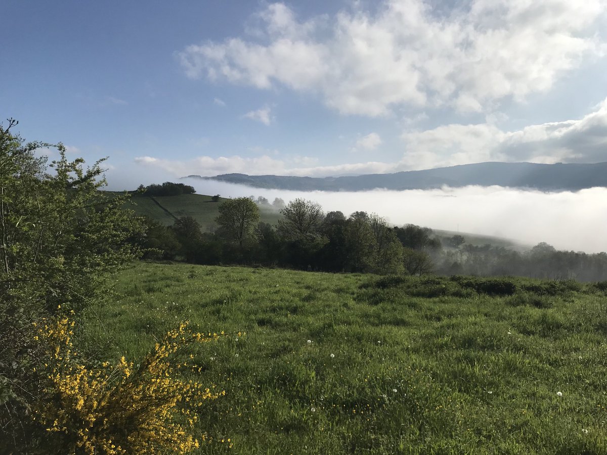 Au dessus des nuages…
Il faut savoir parfois prendre de l’altitude.