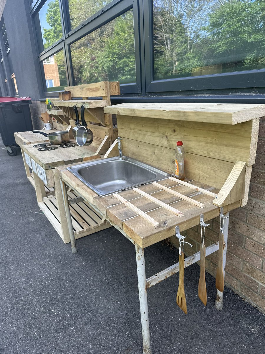 Wow! Wow! Wow! 🤩 look at what Y10 GCSE students have made for Engayne Primary with the support of Miss Lloyd and Mr Clark!