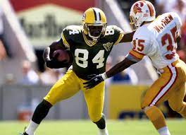 84 days ‘til 2024 @ProFootballHOF Game (#Bears vs. #Texans) at Canton, OH. And # of #Packers WR Sterling Sharpe, 595 rec., 8,134 yards, 65 TD rec. in 7 seasons, 5-time Pro Bowler, 3-time All-Pro @Thro284