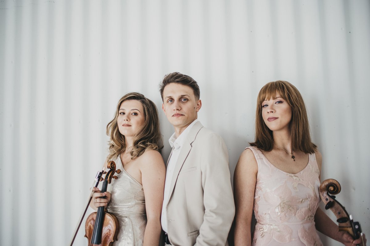 the KNS Classical Artists
Cuore Piano Trio
Renowned for their spirited interpretations and impeccable technique, the Cuore Piano Trio has garnered acclaim as laureates in prestigious international music competitions. Discover them on Spotify: open.spotify.com/intl-es/album/…