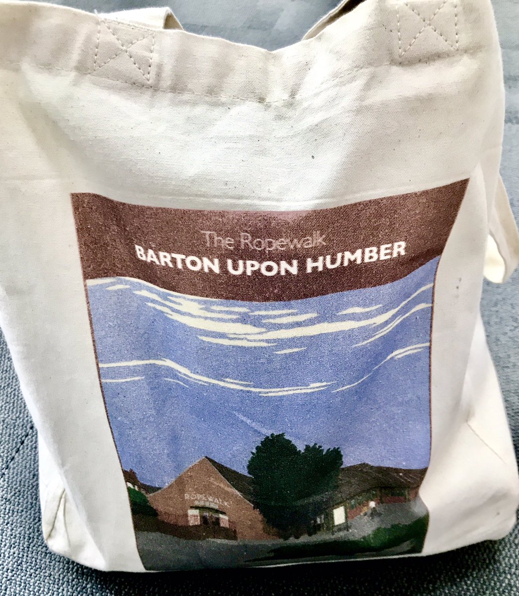 Picked up this bag to take to mum’s with STUFF in it. It’s still with me along with lovely memories of @RoperyHall @Ropewalkbarton …