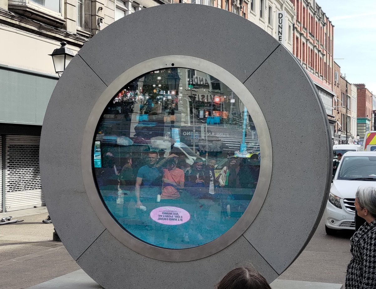 A portal to New York opened in Dublin today, it's a 24/7 camera feed connecting our cities. Shout-out to the nice delivery man who waved to us