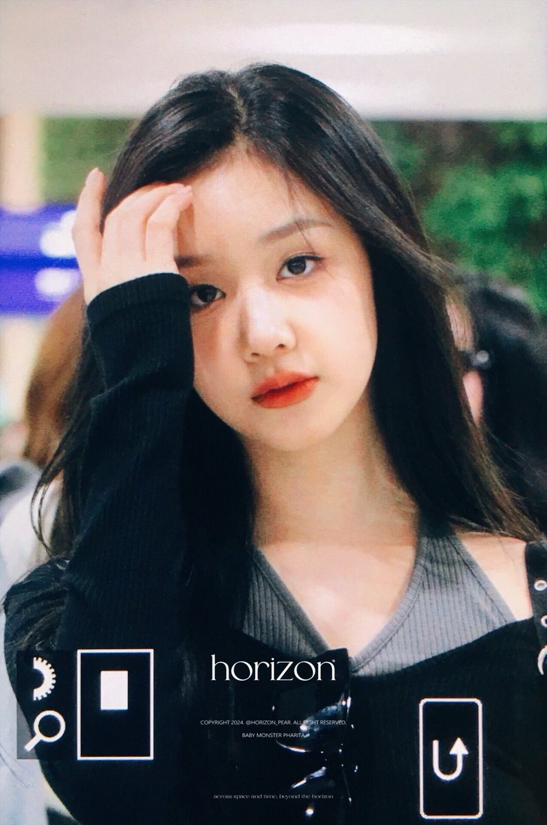 viraltakes's tweet photo. Pharita of BABYMONSTER photographed at an airport today. https://t.co/4nF4FrEuqY