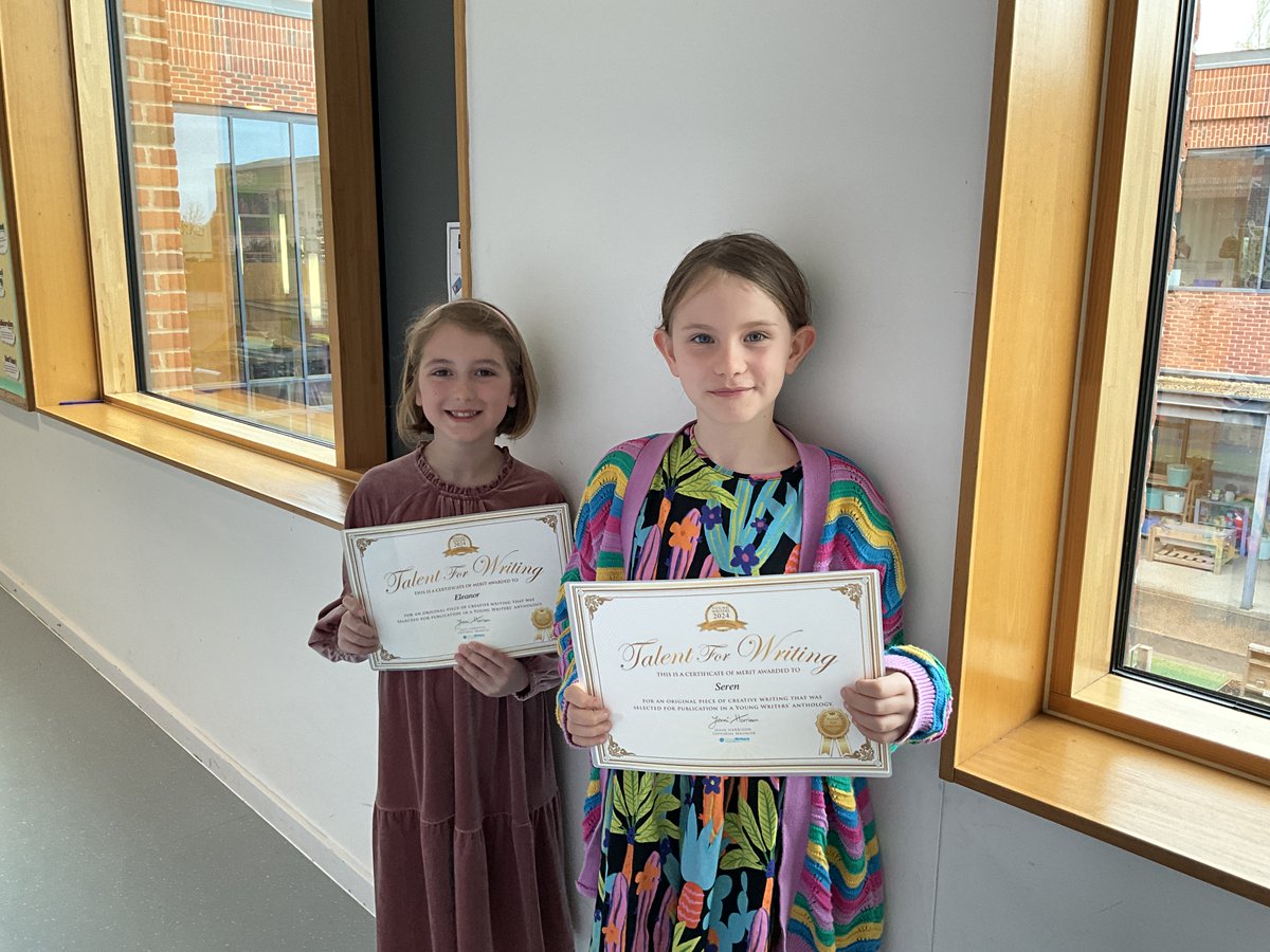 Seren and Eleanor, participated in the 'Once Upon a Dream' Young Writers competition by crafting poems that reflected their dreams. 
Their poems had been chosen for publication and will feature in the upcoming anthology: ‘Once Upon a Dream – The Land of Make-Believe’ in June 👏📚