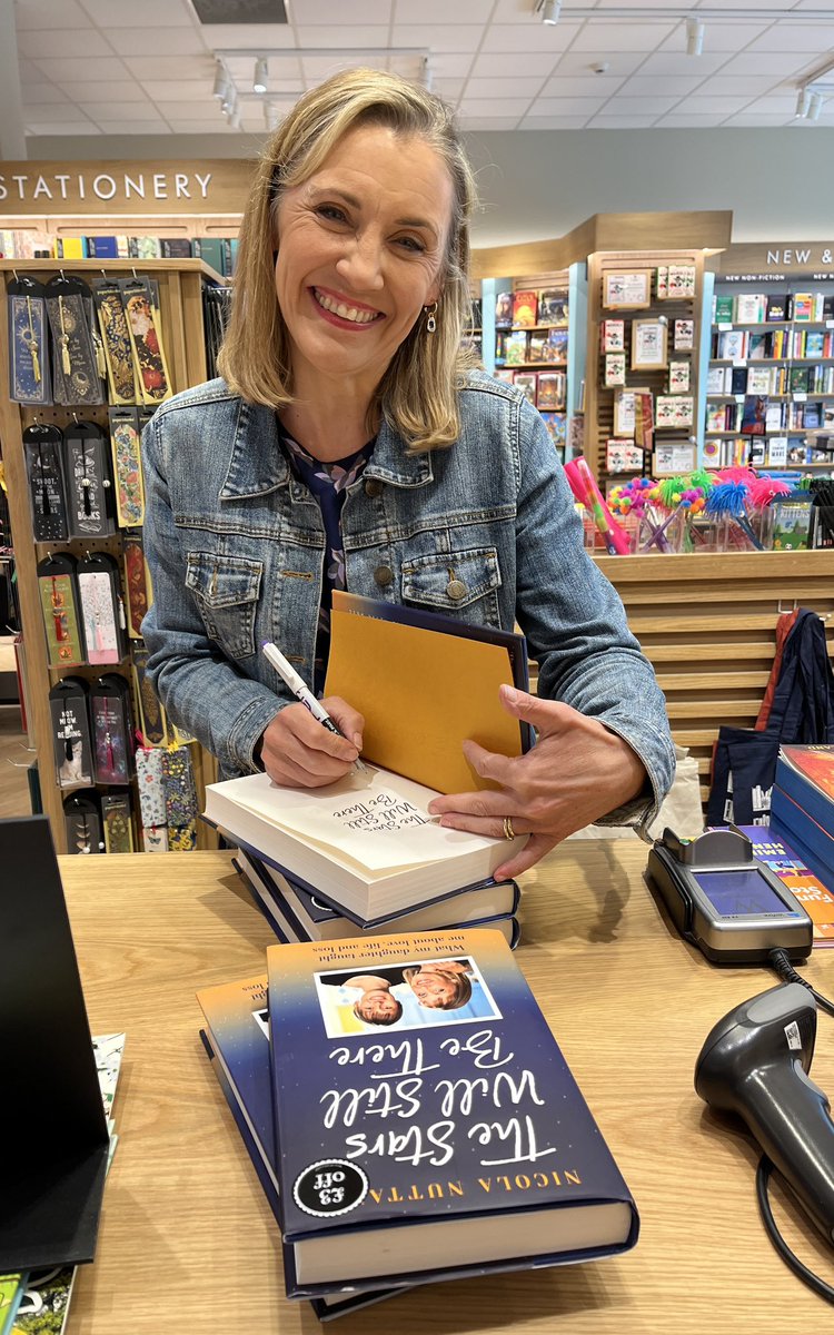 Ridiculously excited to see my actual book on the shelves of <a href="/WstonesBburn/">Waterstones Blackburn</a> 

Thank you so much @RMLitAgency &amp; <a href="/HarperCollinsUK/">HarperCollinsUK</a> <a href="/HarperNonFic/">HarperNonFiction</a> for getting us here! ❤️

#BeMoreLaura 
#TheStarsWillStillBeThere
#BookTwitter 

lnk.to/TheStarsWillSt…