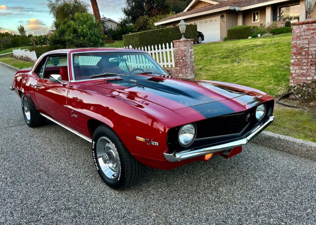 1969 Chevrolet Camaro in red  with black stripe classic vintage American car.
#car #cars #carphotography #chevy #Chevrolet #Drivers #driver #motoring #musclecars #usa #usamade #america #americanmade #cruising #camaro #photo #photographer #photography #photooftheday…