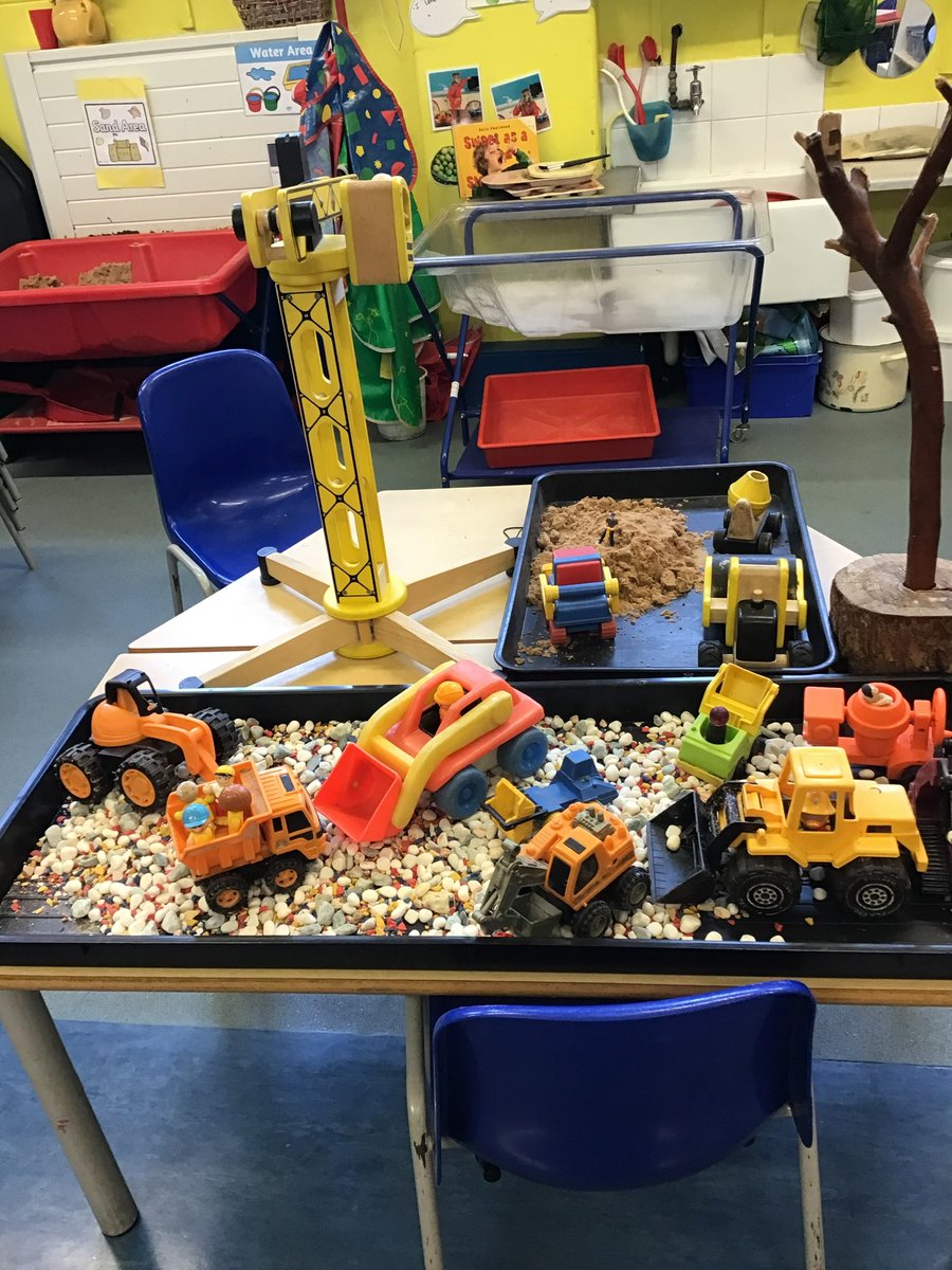 The Nursery Class arrived excited and keen to get stuck in to their construction site this morning #Earlyyears #EYFS #imagination #imaginativeplay #Creative