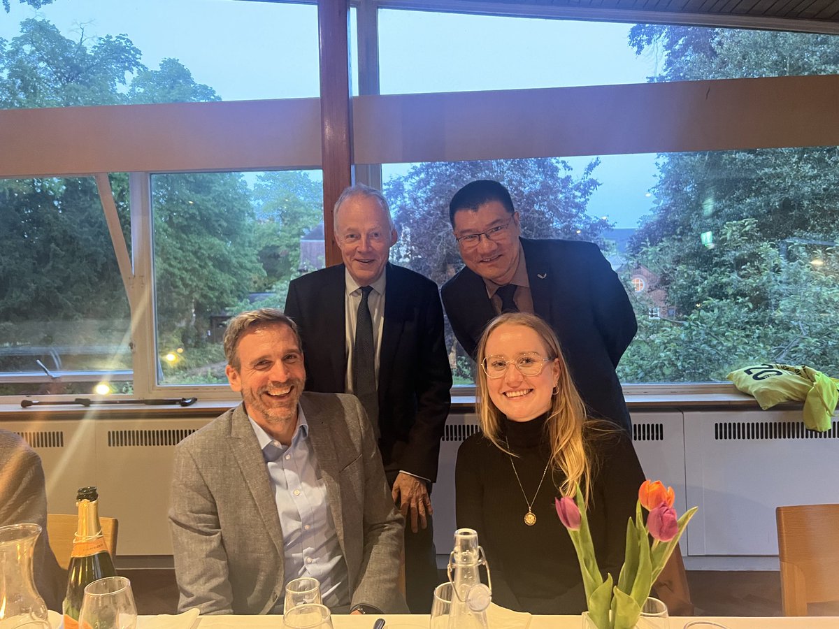 MANY CONGRATS to Amy Jolly for passing her PhD viva with minor corrections at viva in ⁦<a href="/clarehall_cam/">Clare Hall</a>⁩ . Thanks to examiners Su Li and Michael Hornberger. ⁦<a href="/CamNeuro/">Cam Neuroscience</a>⁩ ⁦<a href="/Cambridgecardio/">CambridgeCardio</a>⁩ ⁦<a href="/DarwinCollege/">Darwin College</a>⁩