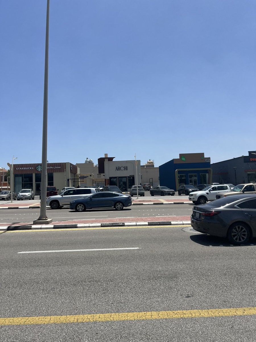 تحية احترام و تقدير لـ ARCHI …

علامة سعودية ناجحة تستحق الاحترام و التقدير .. 

استثمر في المنتج .. استثمر في التسويق .. تابع السوق و المنافسين .. درس الانتشار و التوسع 

حتى دخوله للرياض مثالي و مدروس ..