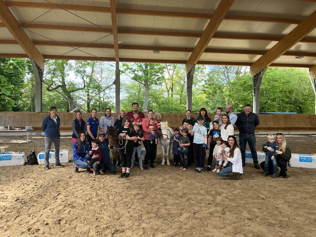 🇬🇧 Godolphin were pleased to support @RacingTogether’s Community Day by working with Jane Buick to launch Detour, a local community group to support families navigate the challenges of neurodiversity and autism. The stars of the show were undoubtedly Mini and Diddy giving the
