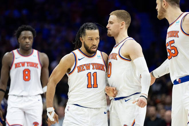 @jalenbrunson1 and the  @KnicksMSGN continue to give the Knicks fans a reason to smile 🏀 
@spikelee and @chrisrock must be over the moon