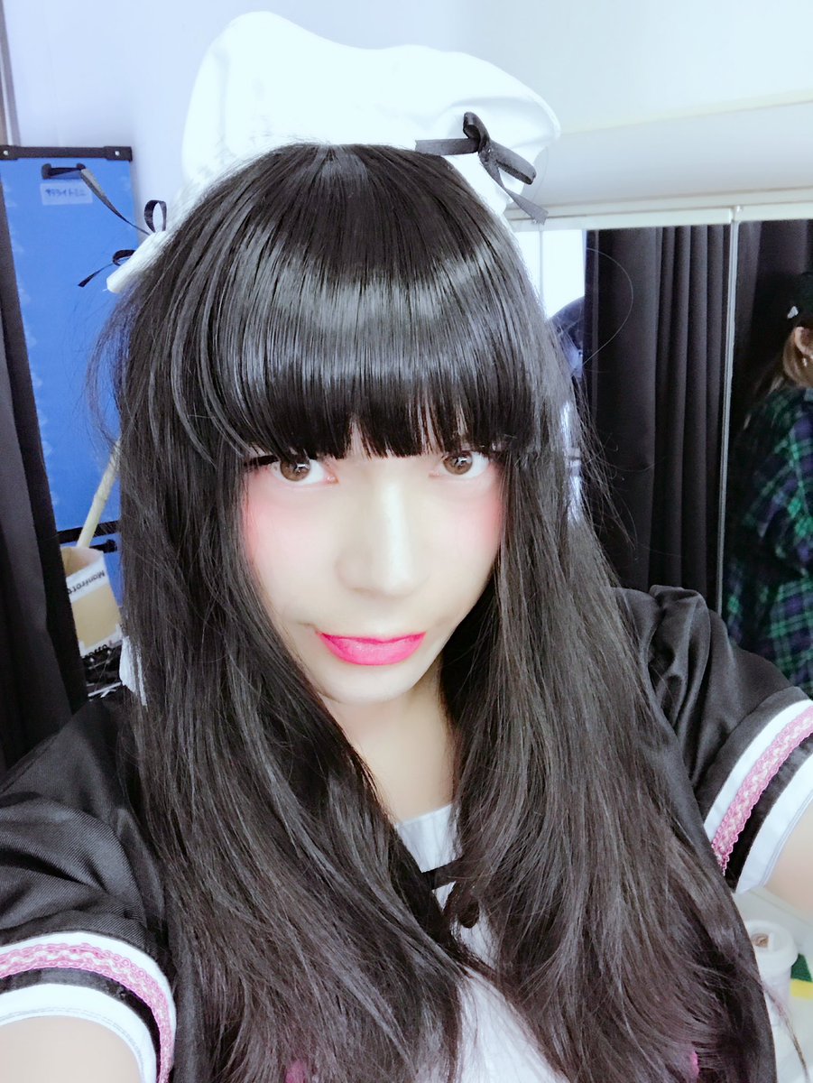 pazu_official KenKenオジサンの加工なしの女装も可愛いから見てっ❤️