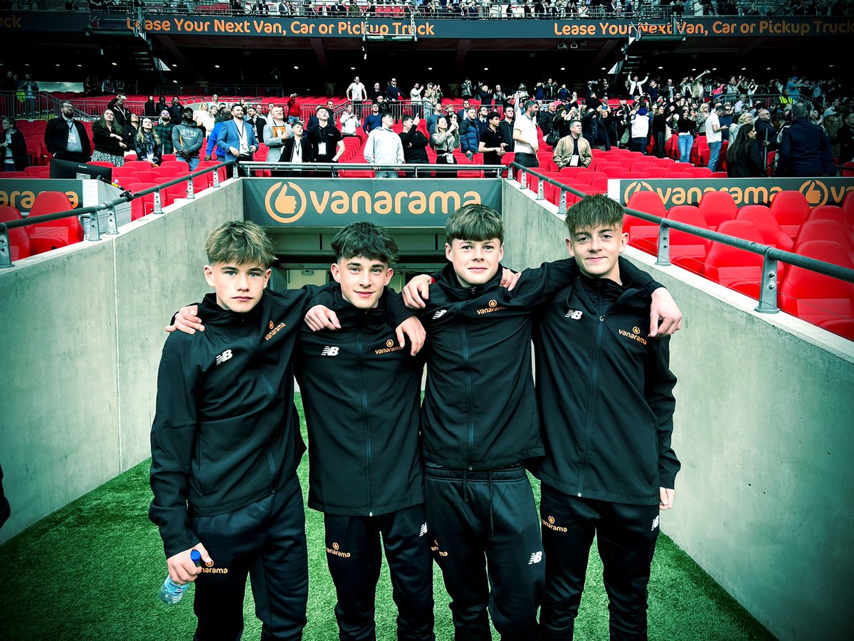 'It was such an amazing experience for them to be pitch side & backstage on such a big occasion' Our @mufcjuniors represented Maidenhead United during the play-off final last Sunday as ball persons! We'd like to thank those who represented our club throughout the day 👏👏