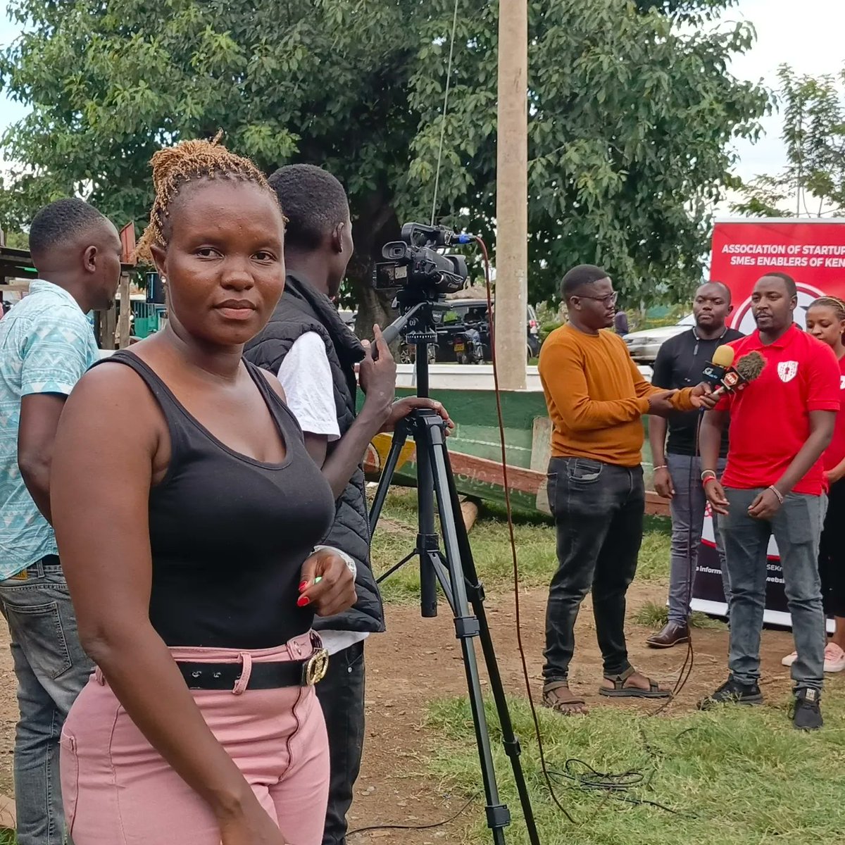 nexmedium's tweet photo. WE coordinated media liason on behalf of @WiseKenyaOrg
at Dunga Beach in Kisumu during their community engagement on cybersecurity.
#CybersecurityAwareness #Kisumu #LakeRegion #DigitalSafety #NEXMedium #WeAreWISE #CyberHygiene4SMEs https://t.co/ArosZr2HxB