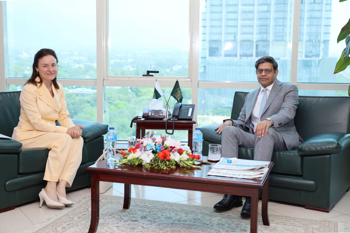 Ms. Esther Pérez Ruiz, the IMF Resident Representative in Pakistan, met with Dr. Kabir Ahmed Sidhu, Chairman CCP, to discuss matters of mutual interest. 
#CCP #IMF #drkabirsidhu #MinistryofFinance #GovernmentofPakistan #CompetitionLaw #EconomicGrowth #Pakistan #CartelPolicing