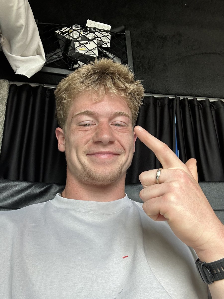 Day 9. 

Last day of hills. 

190 miles covered in 7.5 days. 

Achilles is dying but we keep stamping. 

28 miles to Bristol. 

Tomorrow a different animal is unleashed to destroy all roads heading north.