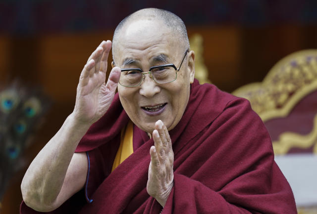 'On this auspicious occasion, I offer fellow Buddhists everywhere my good wishes in leading meaningful lives filled with warm heartedness and compassion.'
-His Holiness the Dalai Lama wishes buddhists across the world on Buddha Purnima and Vesak(Saka Dawa).