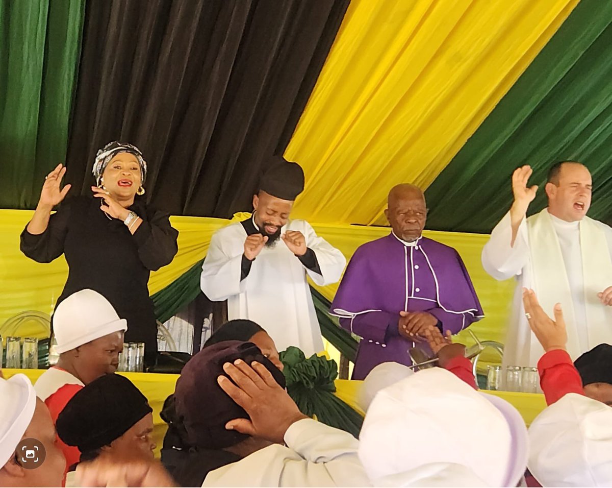 We are in Umzimkhulu, for a Special Prayer with various churches  in Ward 2, Sindiso Jatro Magaqa Sub Region. The ANC was founded by priests therefore the church is where we will always go to replenish. 🖤💚💛
#VoteANC2024 
#LetsDoMoreTogether